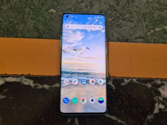 OnePlus 8 Pro vs Samsung Galaxy S20+