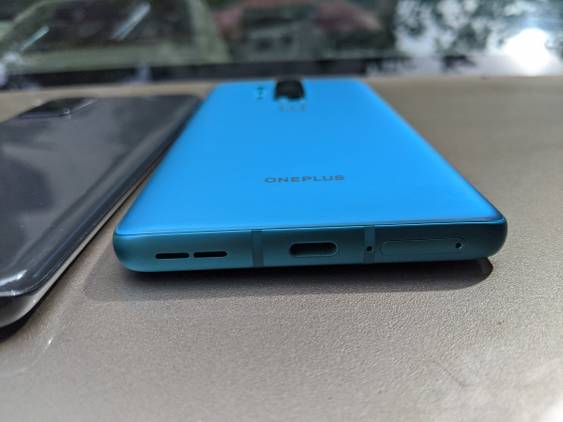 OnePlus 8 Pro vs Samsung Galaxy S20+