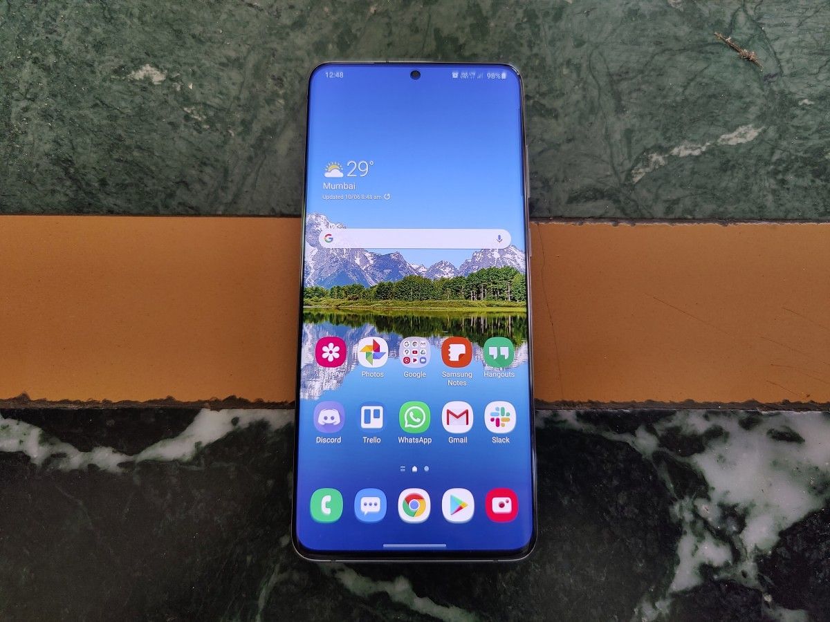 OnePlus 8 Pro vs Samsung Galaxy S20+