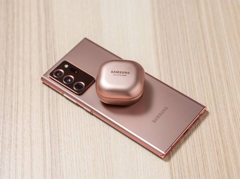 Galaxy Buds Live on Note 20 Ultra