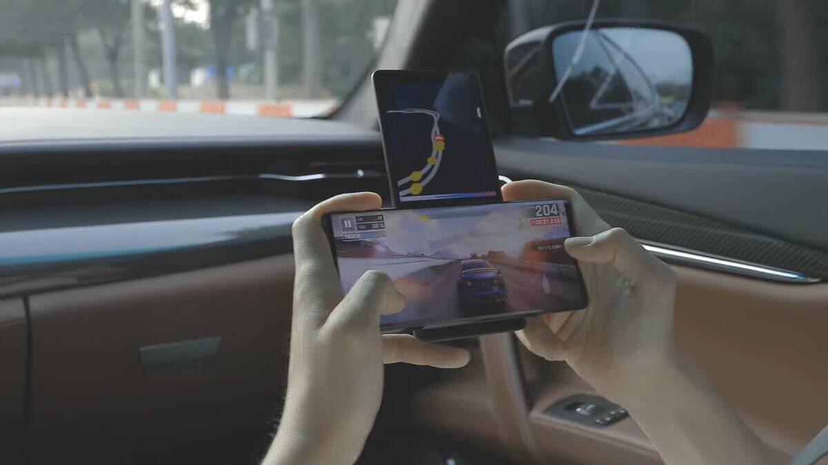 LG Wing gaming