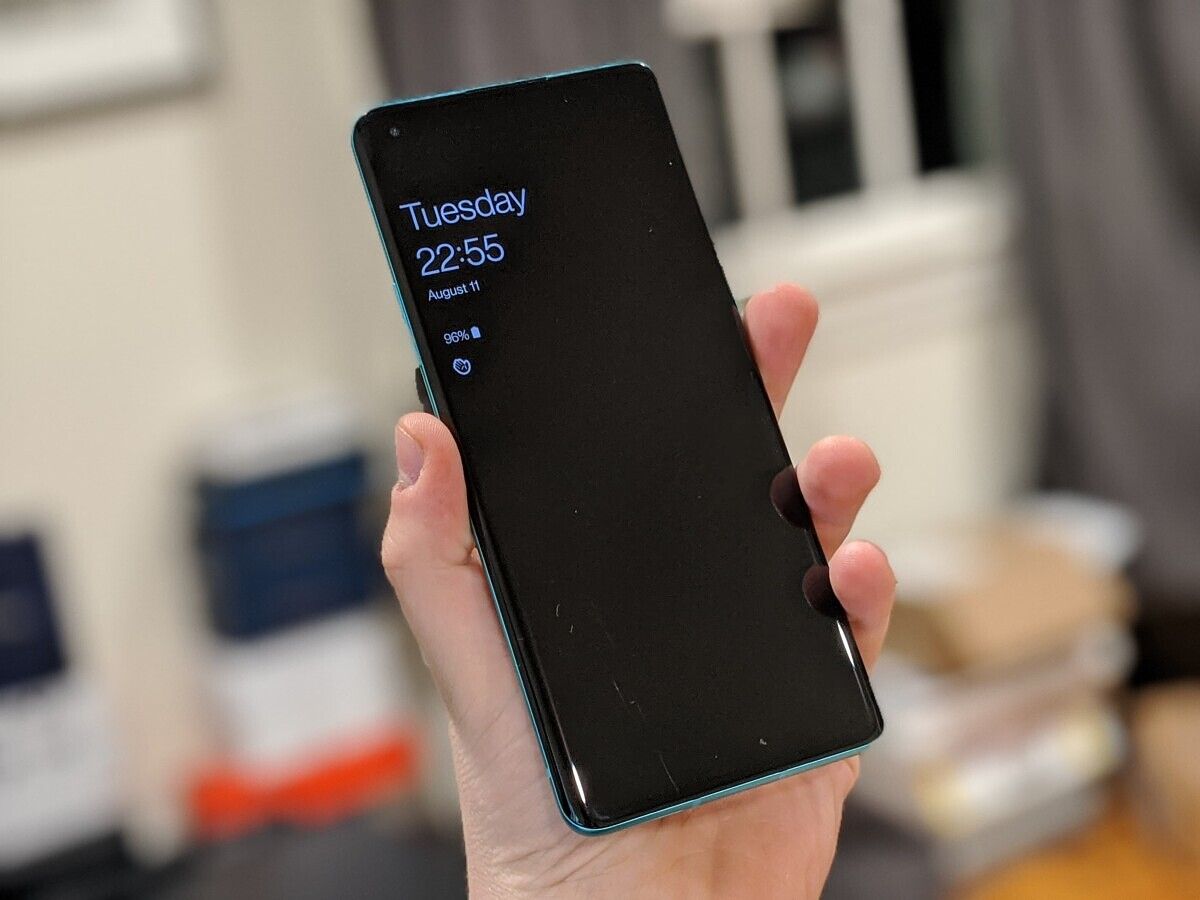 OxygenOS 11 AOD on the OnePlus 8 Pro