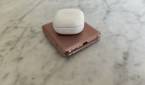 Samsung Galaxy Buds Live wireless charging