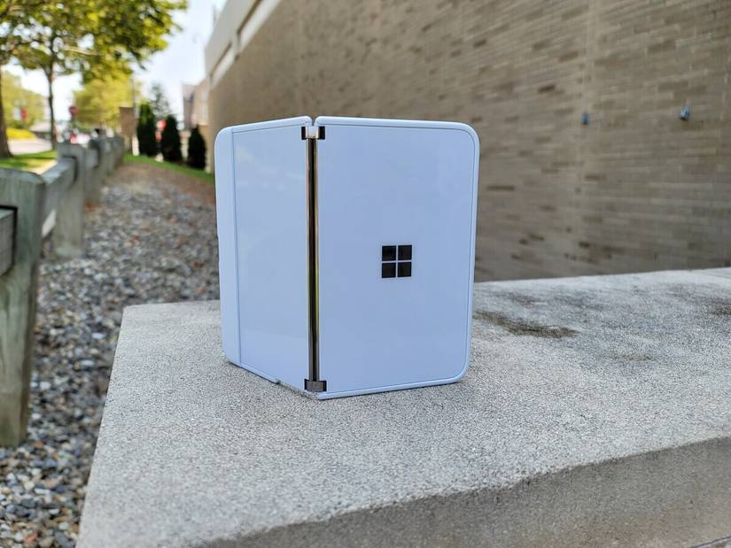 Microsoft Surface Duo back