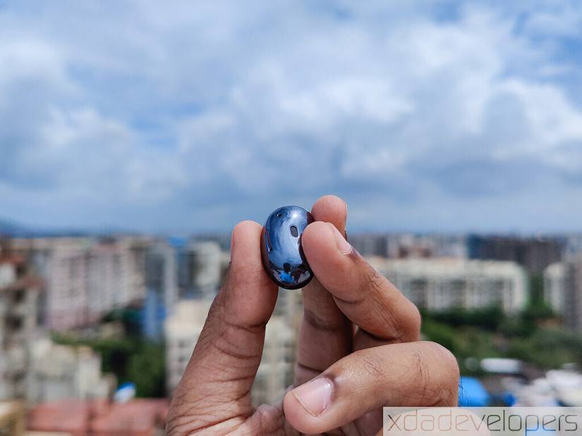 Samsung Galaxy Buds Live - Earbud