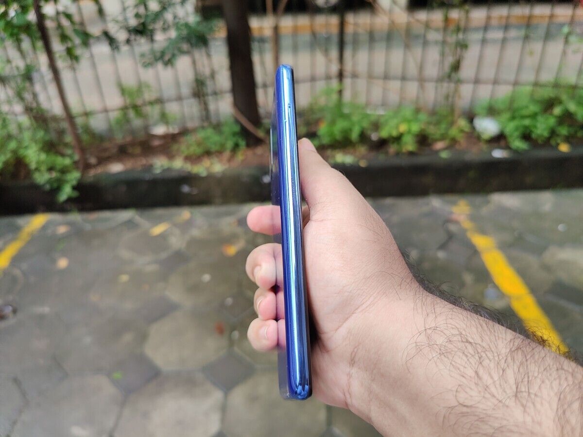 Samsung Galaxy M51 side