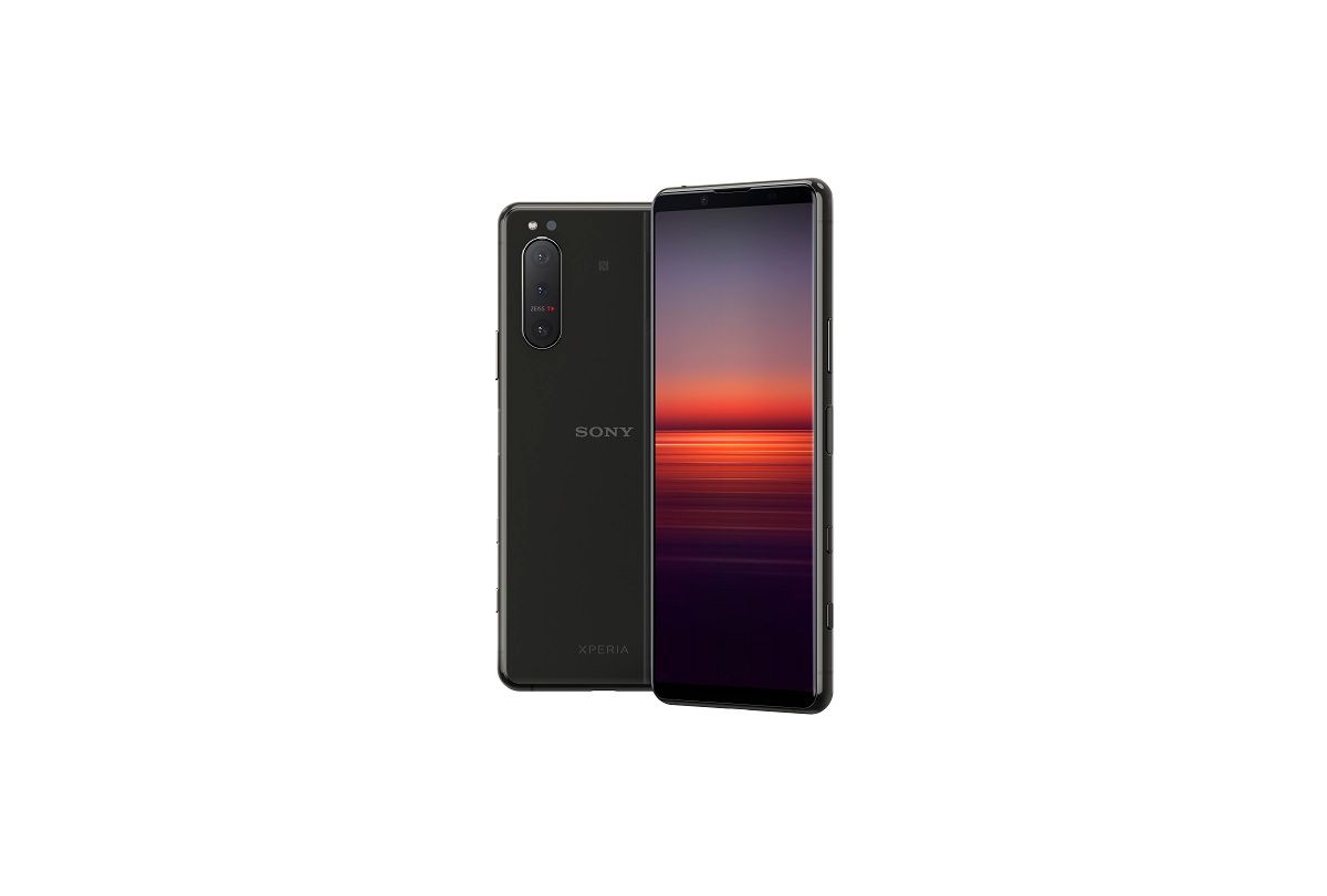 Sony Xperia 5 II is a compact flagship with 120Hz display