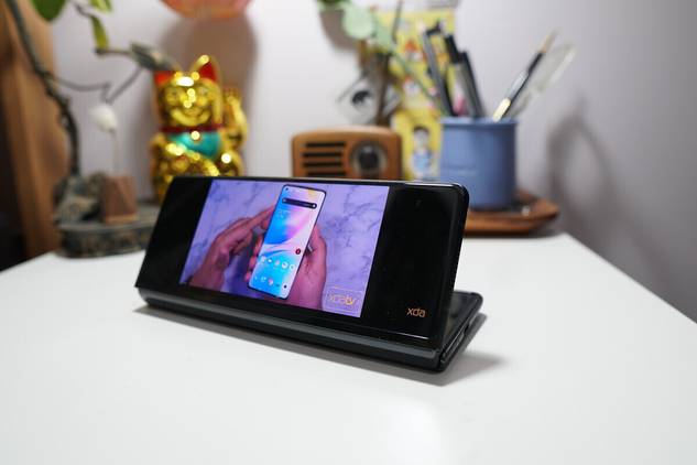 Samsung Galaxy Z Fold 2 review