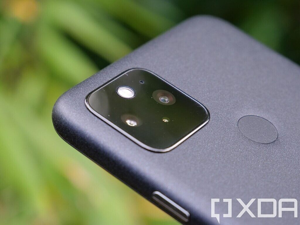 Google Pixel 5 Review - A flagship chip isn't needed for a