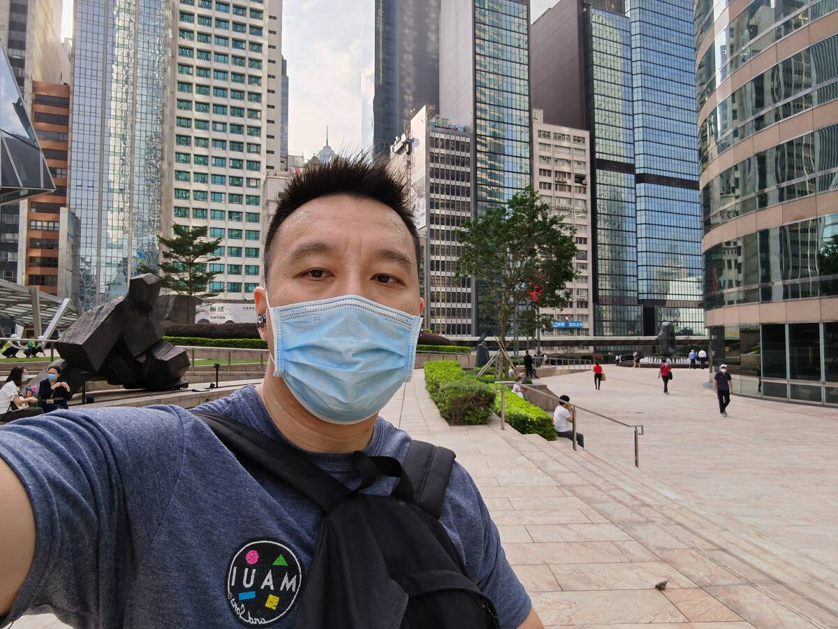A selfie with the Mate 40 Pro.