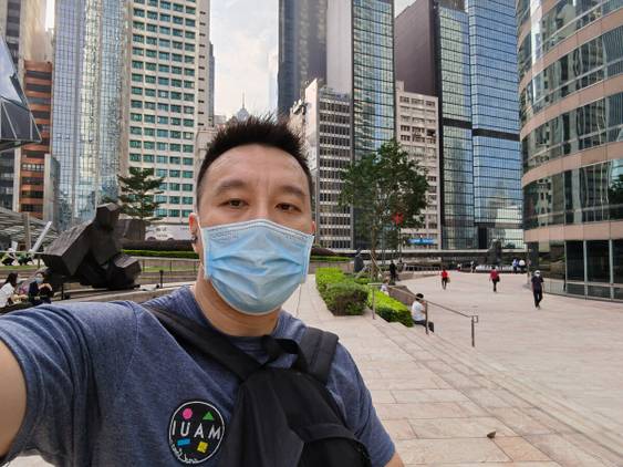 A selfie with the Mate 40 Pro.