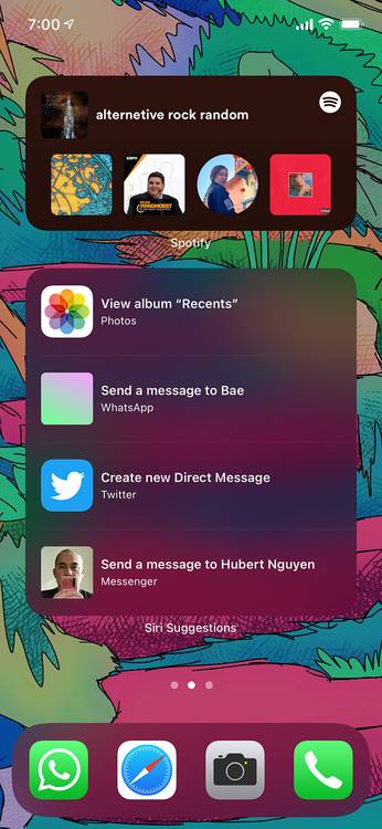 iOS Smart Stack displaying shortcuts to send a Twitter DM or message a Facebook friend