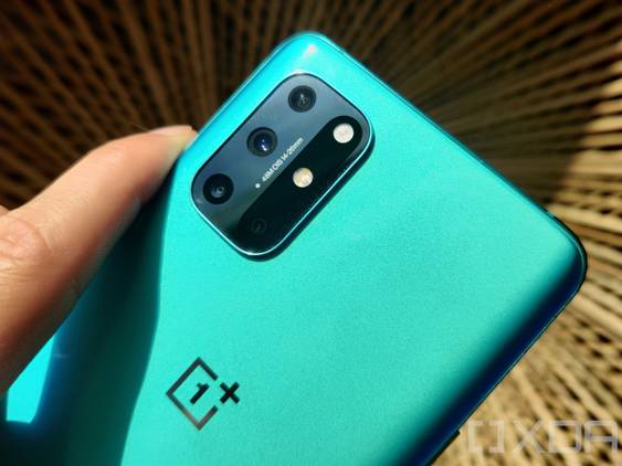 OnePlus-8T-Aquamarine-Green-Back-Camera-Module