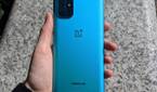 OnePlus-8T-Aquamarine-Green-Back-Looking-Blue