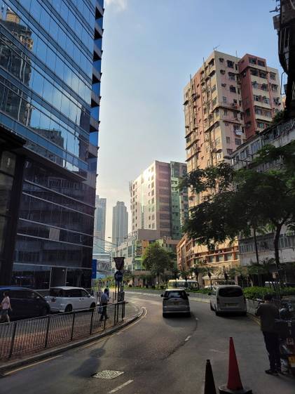 S20 FE ultra wide shot of buildings