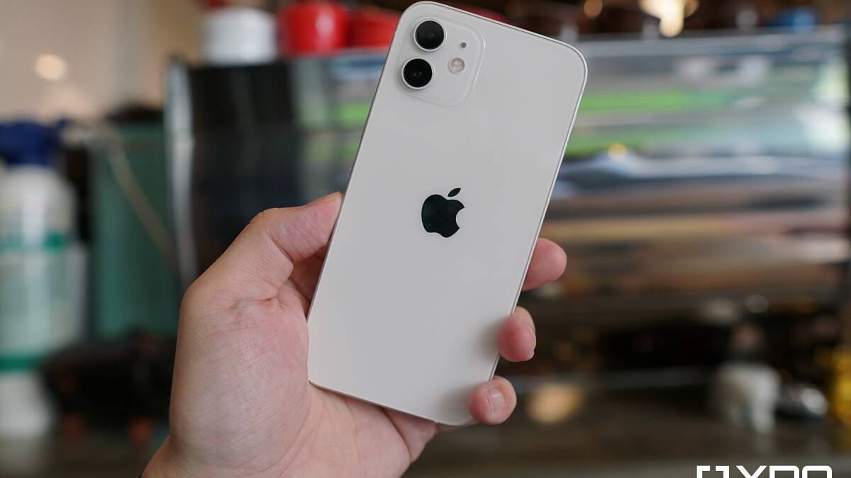 iPhone 12 Hands-On: Apple's best contender for a value flagship?