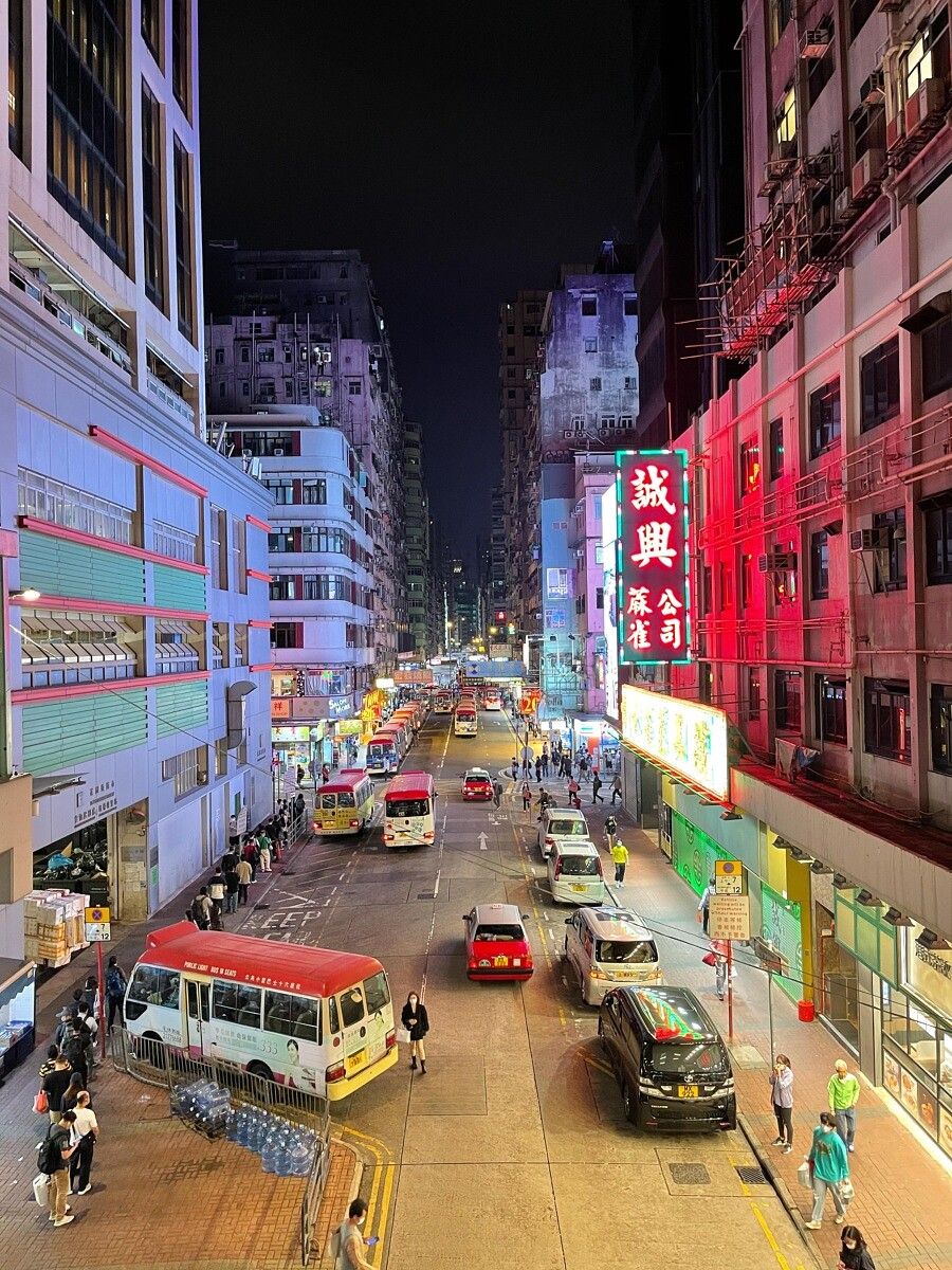 iPhone 12 Pro Max night shot samples