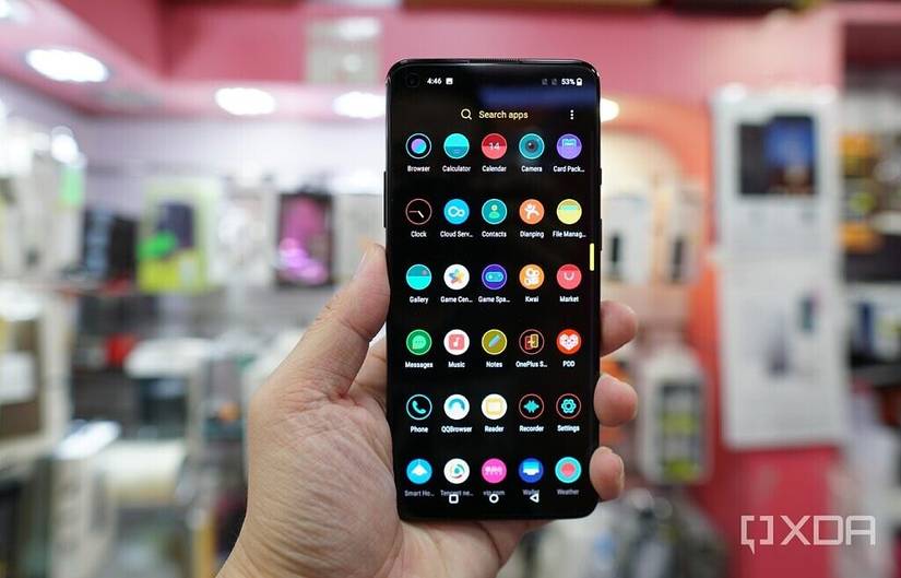 The app launcher of the OnePlus 8T Cyberpunk 2077 Edition