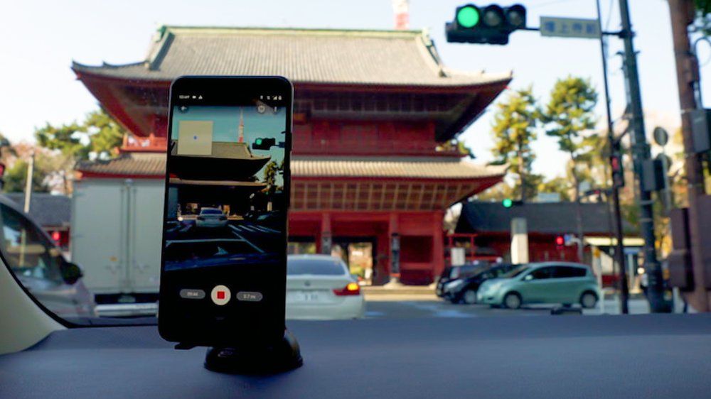 Google Street View connected photos