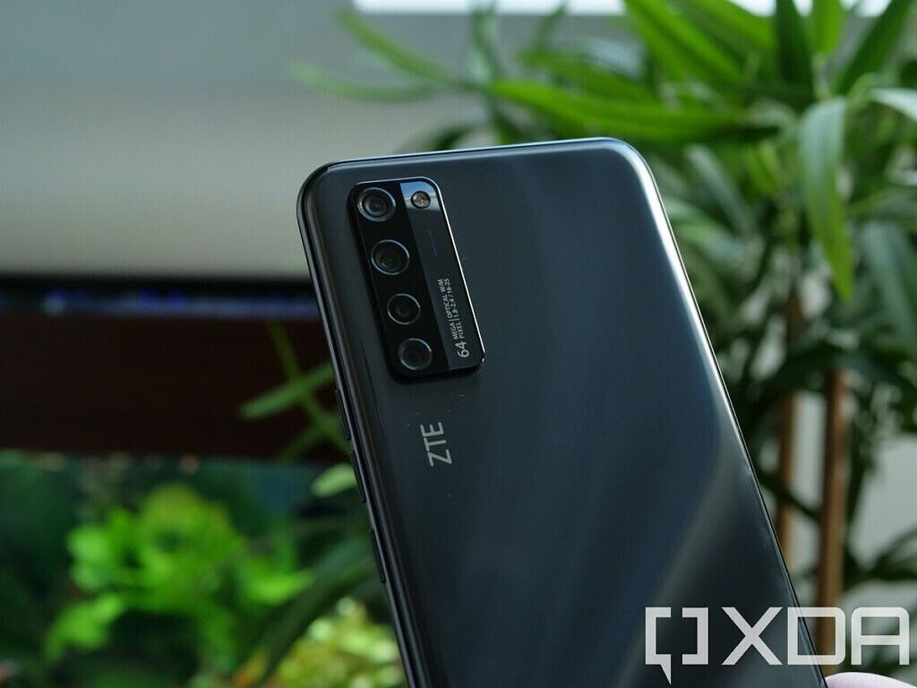 ZTE Axon 20 5G Hands-on: The under-display camera under-delivers