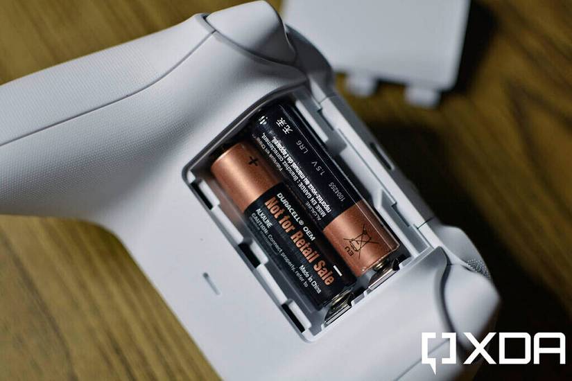 xbox series s wireless controller aa batteries