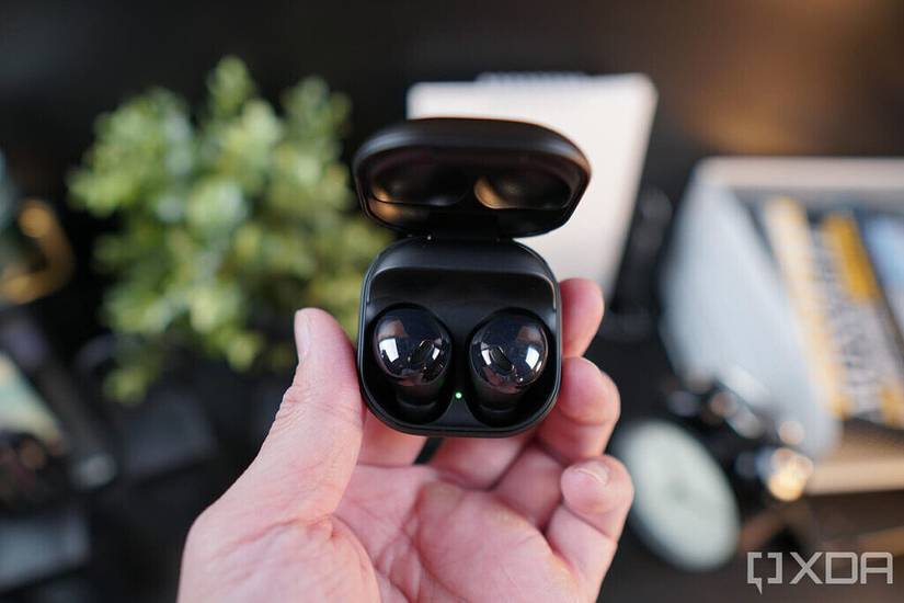 Phantom Black Samsung Galaxy Buds Pro