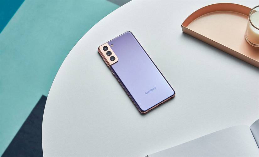 Samsung Galaxy S21 Plus in Violet 1257796696 in violet