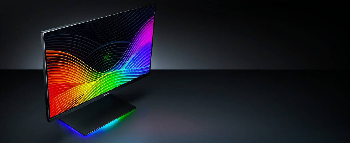 Score big discounts on the Razer Raptor, the Seiren series, and more!