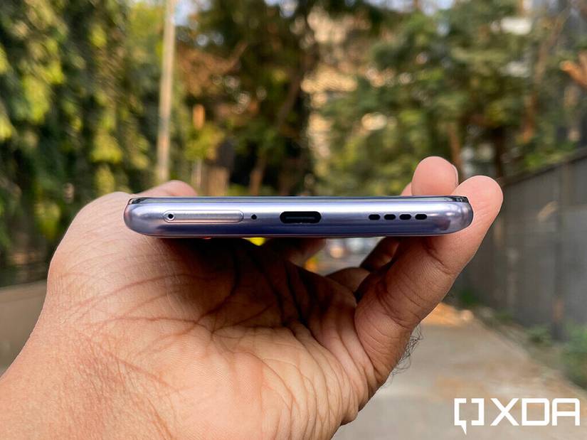 Realme X7 Pro bottom USB Type C port