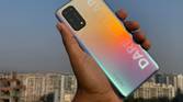 Realme X7 Pro back in shimmering color