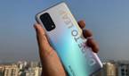 Realme X7 Pro back in shimmering color
