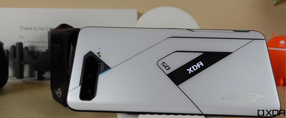 Custom ROG Vision on the ASUS ROG Phone 5 Ultimate