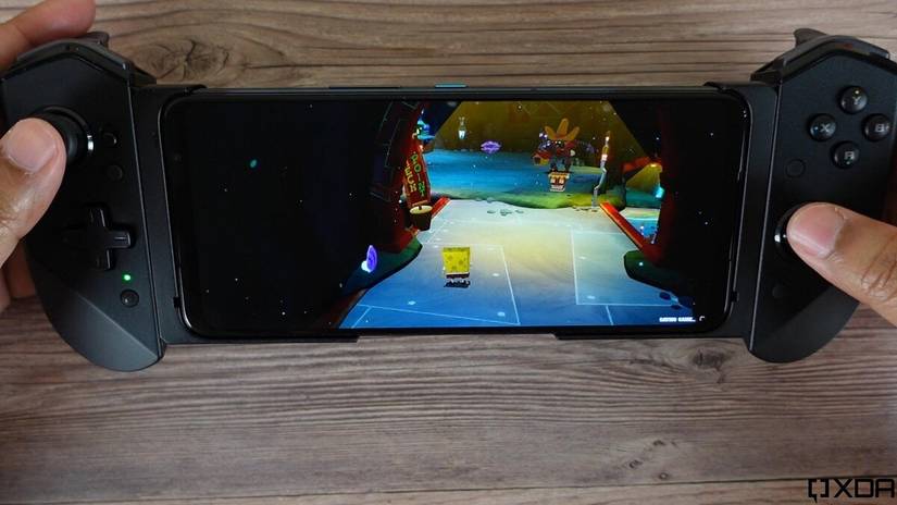 ROG Kunai 3 for the ASUS ROG Phone 5