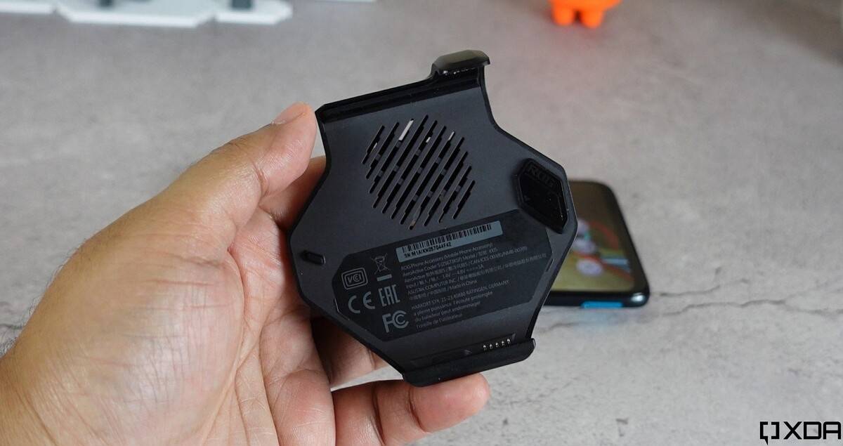 AeroActive Cooler 5 for the ASUS ROG Phone 5