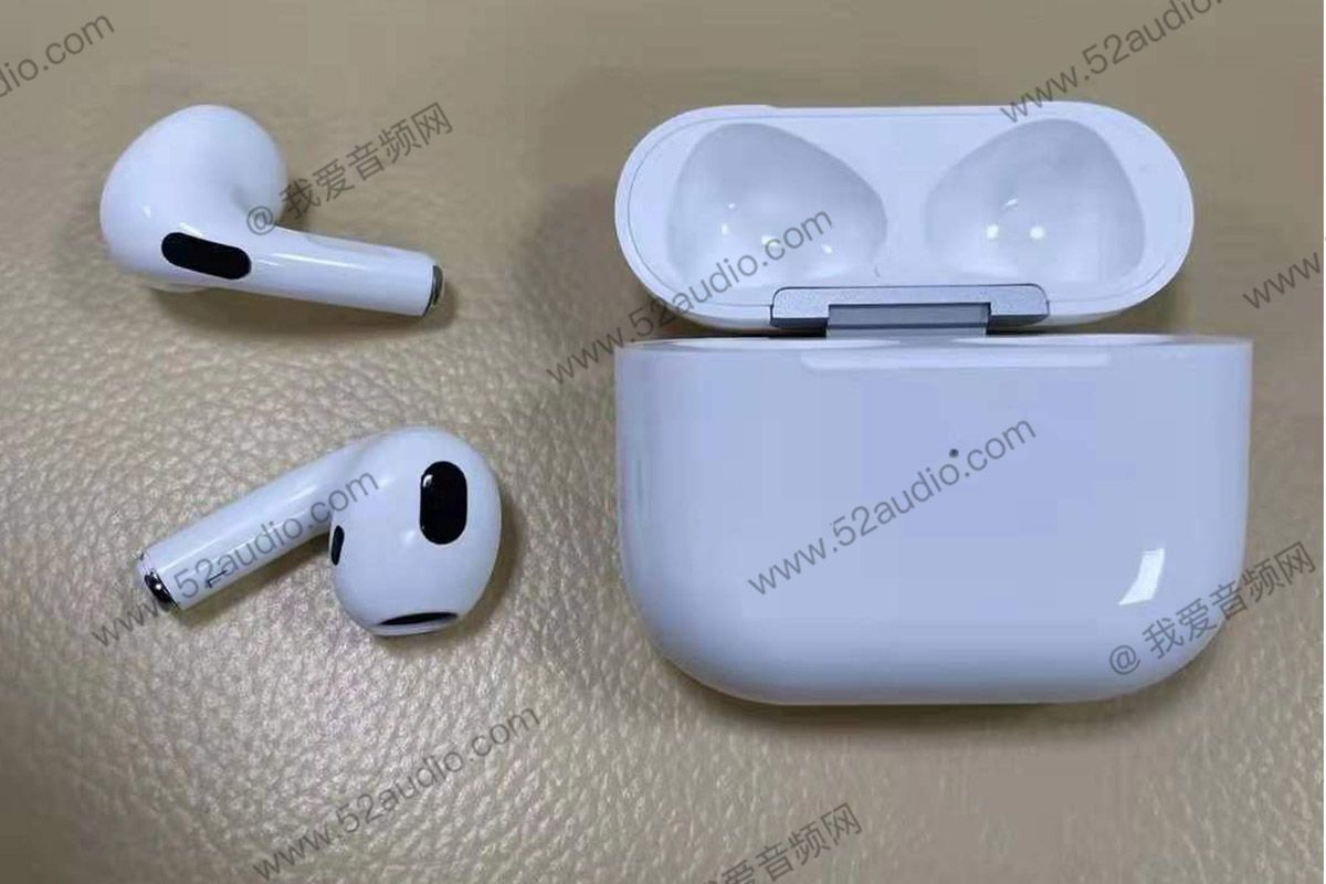 イヤホン Airpods3 Apple Airpods 3rd Generation Wireless Earbuds, Bluetooth, White