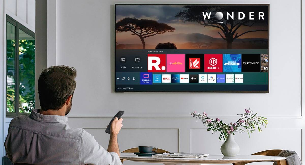 Samsung TV Plus free live TV channels over the internet