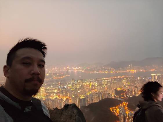 OPPO Find X3 Pro selfie