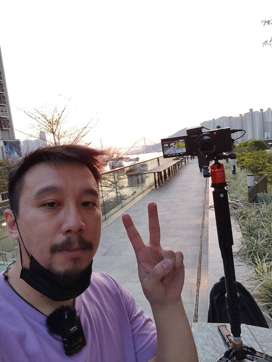 Selfie photo with the Redmi Note 10 Pro