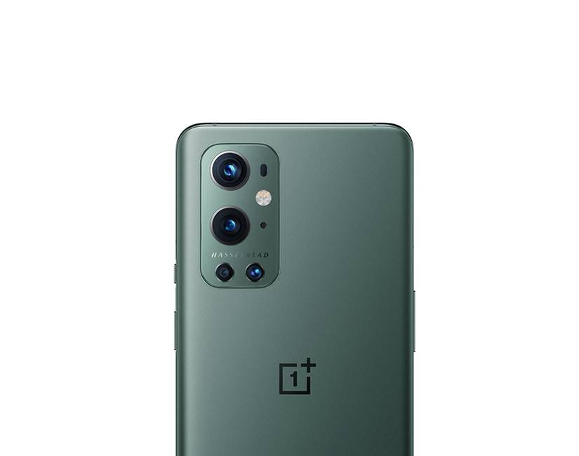 The OnePlus 9 Pro is a really fast 2021 flagship that still keeps up well today. 