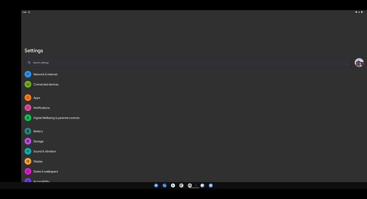 Android 12 DP2 taskbar