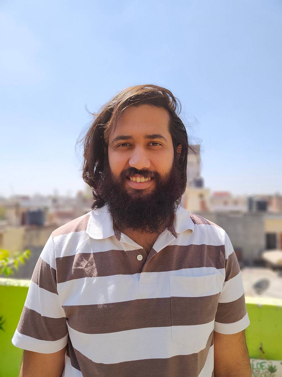 human portrait against light clicked with Realme 8 Pro 108MP camera