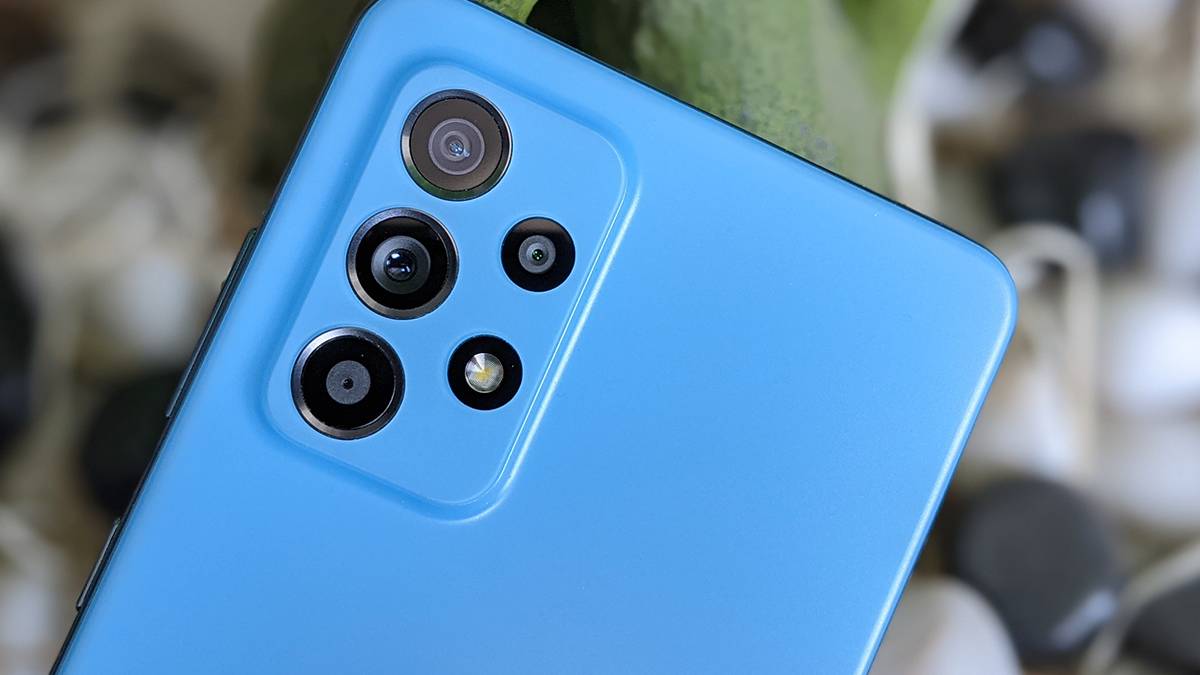 Samsung Galaxy A52 review Awesome blue 6GB 128GB camera