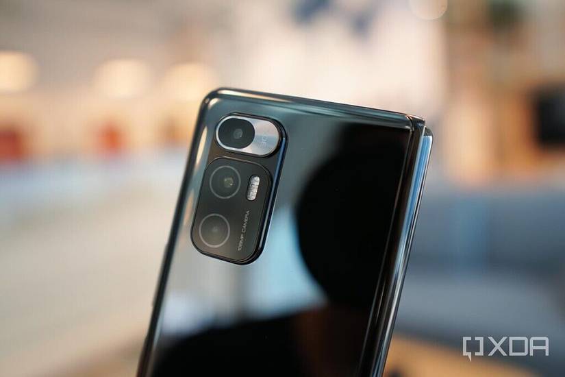 Xiaomi Mi Mix Fold camera array