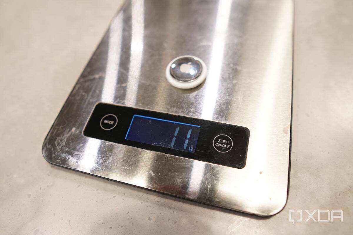 Airtag weighing 11 grams
