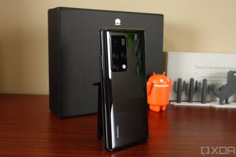 Huawei Mate X2 cameras
