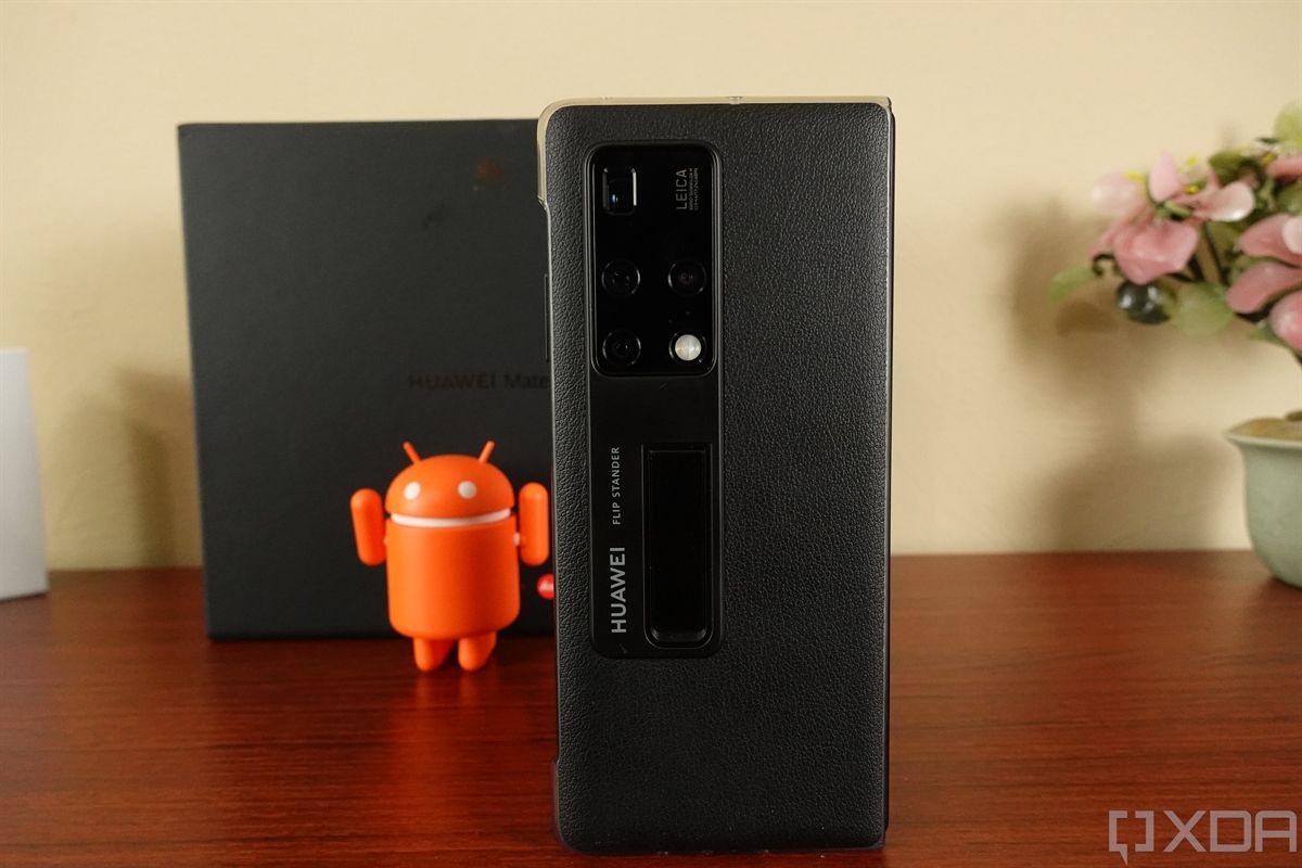 Huawei Mate X2 kickstand case