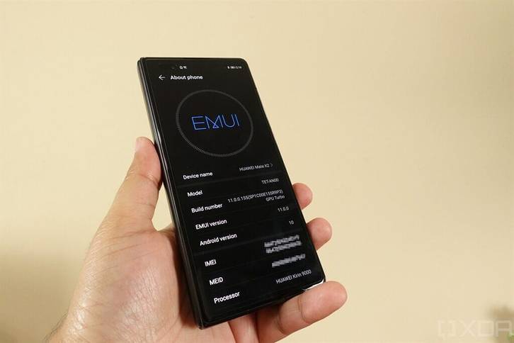 EMUI 11 on the Huawei Mate X2
