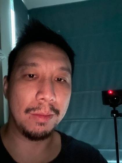 iPhone 12's flash