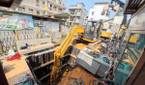 Xiaomi Mi 11 Ultra ultra-wide angle photo of a bulldozer