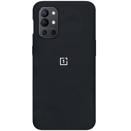 Looking for a soft silicone case with good grip? Your search ends here. This case from Riggear looks stealthy and is also quite affordable.